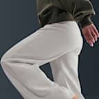 Pants de tiro alto de pierna amplia para mujer Nike Sportswear Phoenix Fleece