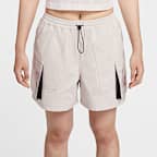 Nike Sportswear 女款 5" 工裝短褲