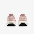 Tenis de correr en pavimento con detalles color metalizado para mujer Nike Pegasus 41 PRM