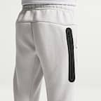 Netherlands Tech Fleece Older Kids' (Boys') Nike Football Trousers