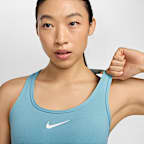 สปอร์ตบราผู้หญิงเสริมฟองน้ำ Nike Swoosh Medium Support