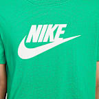 Nike Sportswear Essential Women's Cropped T-Shirt