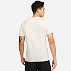 Nike Dri-FIT 男款圖樣訓練 T 恤