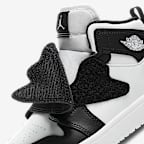 Sky Jordan 1 Schuh für jüngere Kinder