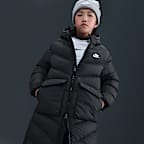 Nike Sportswear All Day Play Older Kids' Therma-FIT Loose-Fit Full-Length Puffer Parka