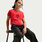 Nike Sportswear 大童 (女童) 短版 T 恤