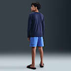 Playera de manga larga Dri-FIT UV para niño talla grande Nike Swim Hydroguard Essential