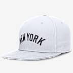 Gorra Nike Dri-FIT de la MLB ajustada para hombre New York Yankees True