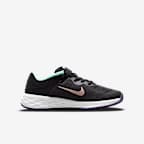 Nike Revolution 6 FlyEase Older Kids' Easy On/Off Road Running Shoes