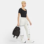 เป้สะพายหลังขนาดเล็กสำหรับผู้หญิง Nike Sportswear Futura Luxe (10 ล.)
