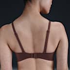 Dámská sportovní podprsenka Nike Alate Minimalist s lehkou oporou, vycpávkami a upravitelnými ramínky