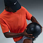 Playera versátil de manga corta para hombre Nike Primary