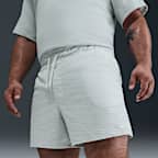 Shorts Dri-FIT versátiles de 13 cm seersucker sin forro para hombre Nike Unlimited