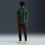 Chelsea FC Academy Pro Nike Dri-FIT mérkőzés előtti futballfelső nagyobb gyerekeknek