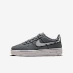 Smoke Grey/Vast Grey/Metallic Silver