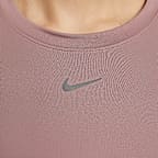 เสื้อแขนสั้นผู้หญิง Dri-FIT Nike One Classic