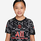 Paris Saint-Germain Older Kids' Nike Dri-FIT Pre-Match Football Top