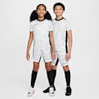 Nike Academy Pro Older Kids' Dri-FIT Short-Sleeve Football Top