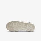 รองเท้าเด็กโต Nike Air Force 1 LV8