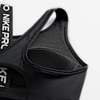 Bra deportivo de media sujeción con almohadillas para mujer Nike Pro Swoosh Asymmetrical