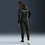 Nike Tech Men's Full-Zip Fleece Windrunner Jacket with Reflective Accents