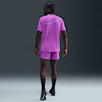 Nike Stride Dri-FIT 13 cm-es, belső rövidnadrággal bélelt férfi futórövidnadrág