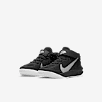 Nike Team Hustle D 10 FlyEase Younger Kids' Easy On/Off Shoes