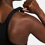 Bra deportivo de media sujeción para mujer Nike Swoosh