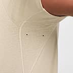 Playera versátil de manga corta para hombre Nike Primary