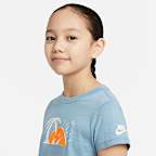 Nike Sportswear Older Kids' (Girls') T-Shirt
