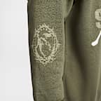 Nike Sportswear Club Fleece Crew-Neck Sweatshirt