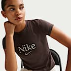 Nike Sportswear-kort T-shirt til kvinder
