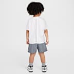 Conjunto de 2 piezas con shorts de tejido Woven Multi infantil Nike Dri-FIT