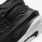 Nike Team Hustle D 10 FlyEase Younger Kids' Easy On/Off Shoes