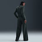 Pants de tejido Fleece cálidos de piernas anchas y tiro alto para mujer Nike Sportswear Phoenix Plush