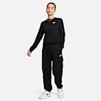 เสื้อวอร์มคอกลมผู้หญิง Nike Sportswear Club Fleece