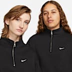 Playera con cierre de 1/4 de tejido Fleece para hombre Nike Solo Swoosh