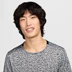 나이키 드라이 핏 라이즈 365 남성 반팔 러닝 탑