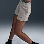 Nike Sportswear Chill Terry középmagas szabású, 10 cm-es női rövidnadrág