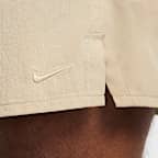Shorts versátiles sin forro Dri-FIT de 13 cm para hombre Nike Unlimited