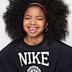 Sudadera de cuello redondo de French Terry para niñas Nike Sportswear Club