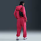 Pants de entrenamiento cargo oversized de tiro medio para mujer Nike Sportswear Club Fleece