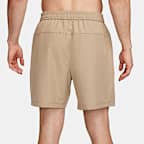 Shorts Dri-FIT de 18 cm versátiles sin forro para hombre Nike Form