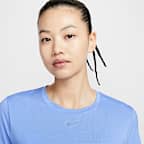 เสื้อแขนสั้นผู้หญิง Dri-FIT Nike One Classic