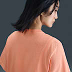 Nike Sportswear Women's Loose Short-Sleeve Graphic T-Shirt