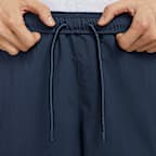 Nike Club Men's Woven Cargo Trousers
