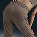 Nike Dri-FIT Fast 女款中腰跑步九分褲