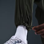 Nike Sportswear Club Men's Woven Cargo Trousers
