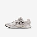 Summit White/Sail/Black/Light Orewood Brown
