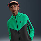 Stadium Green/Sequoia/Black/Black
